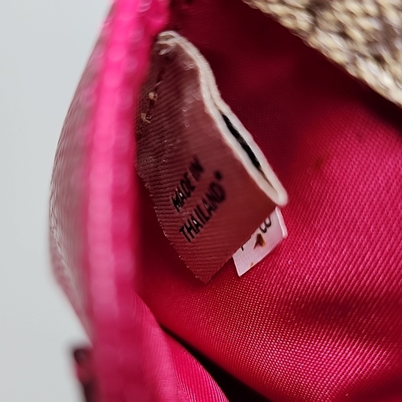 Coach Cross-grain Leather Phone/Wallet/Wristlet - Picture 13 of 13